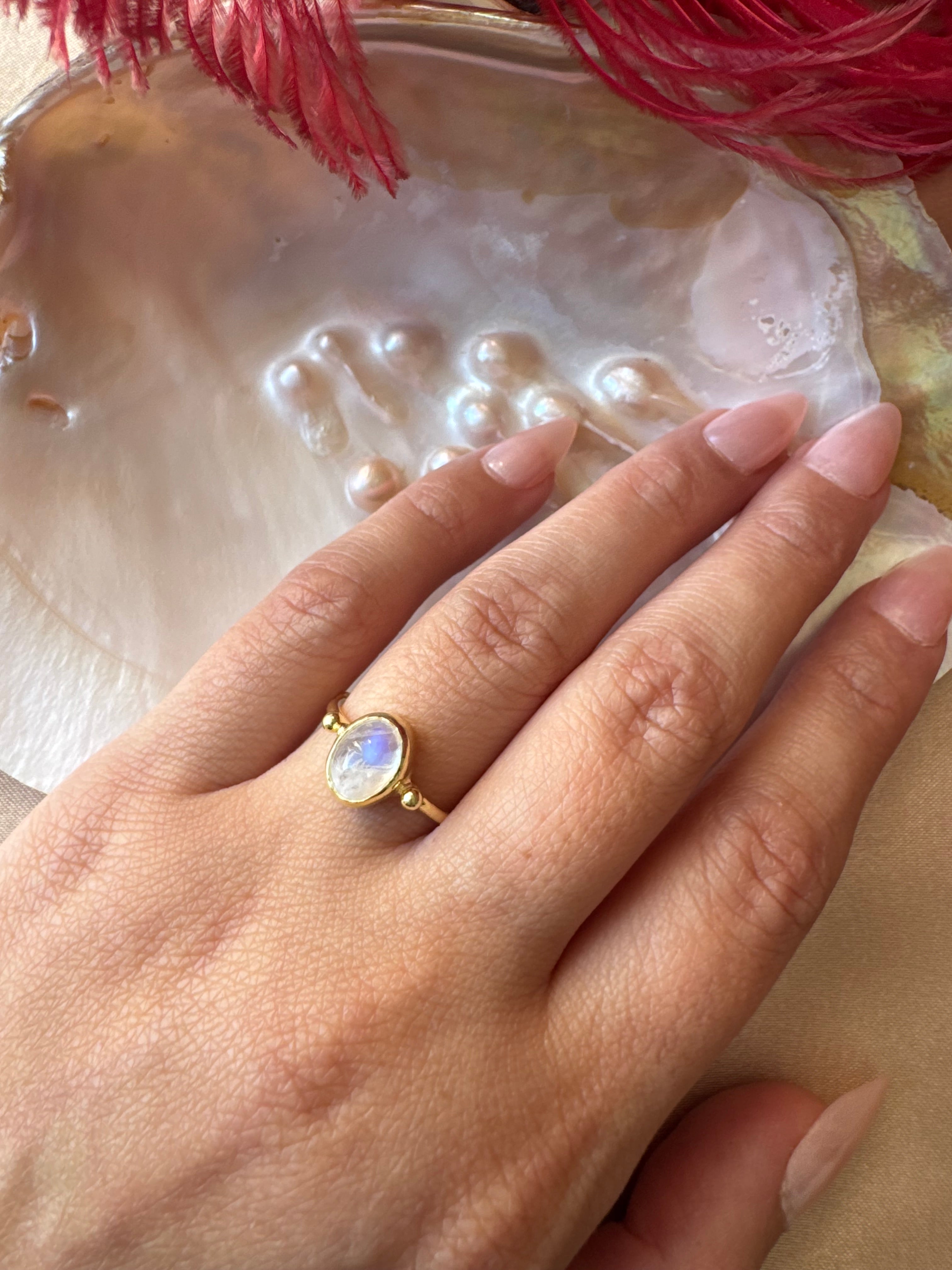 Ay Taşı Basic Gold Yüzük