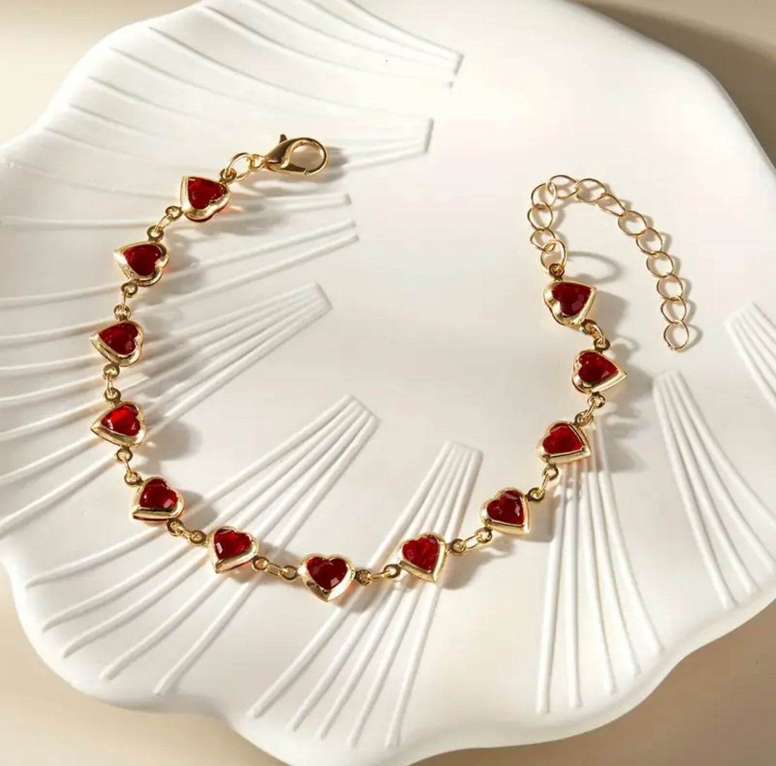 Kırmızı Taşlı Lovely Gold Renk Bileklik