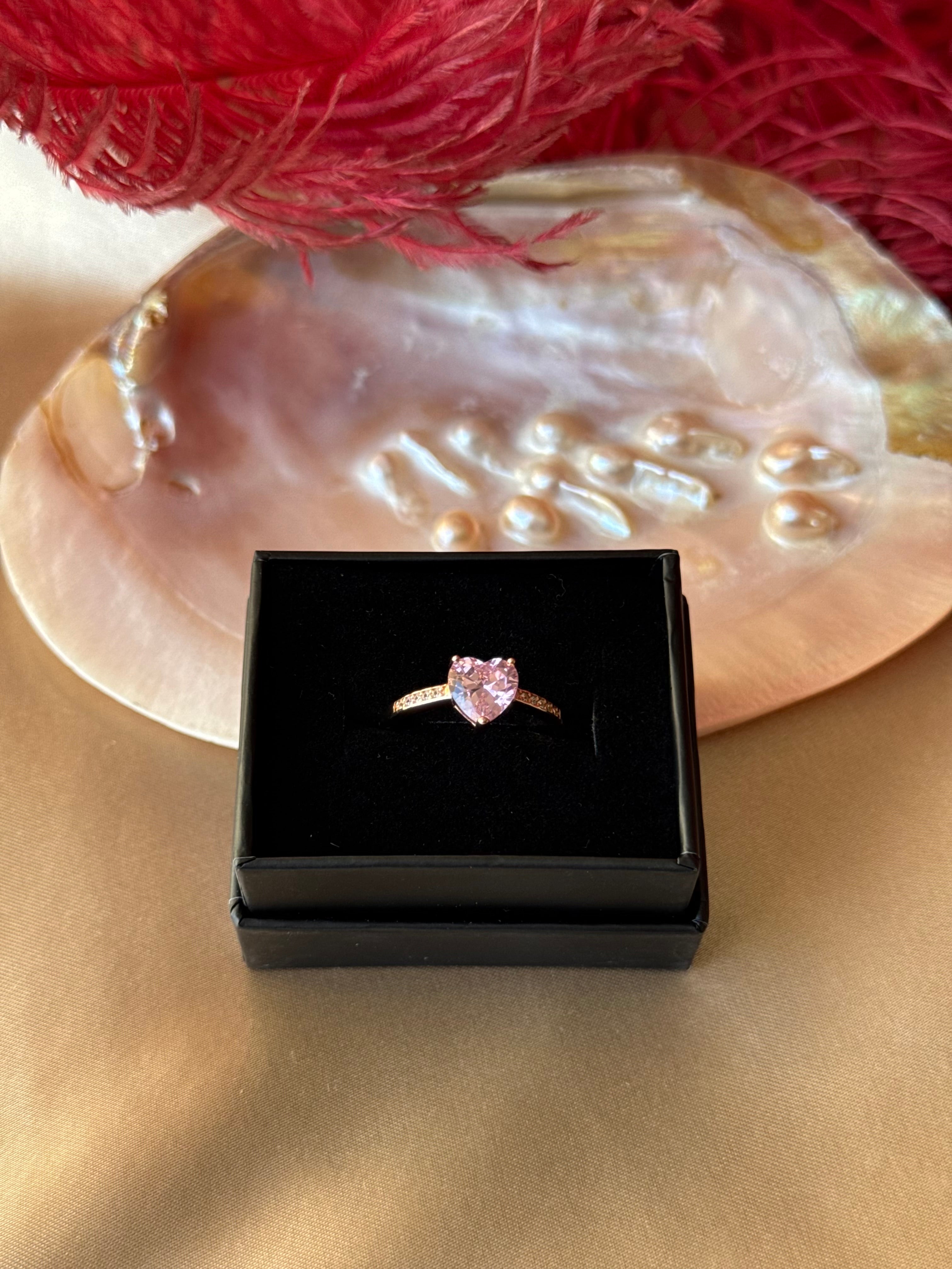 Pembe Kuvars Kalp Rose Gold Yüzük