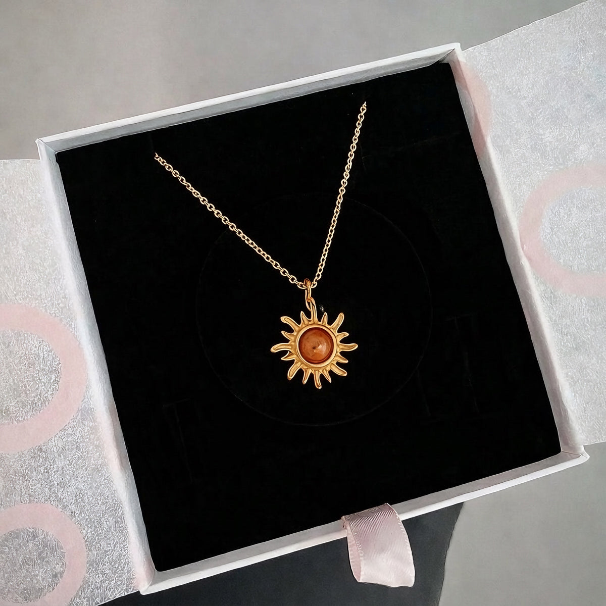 Güneş Taşı Minimal Güneş Gold Kolye