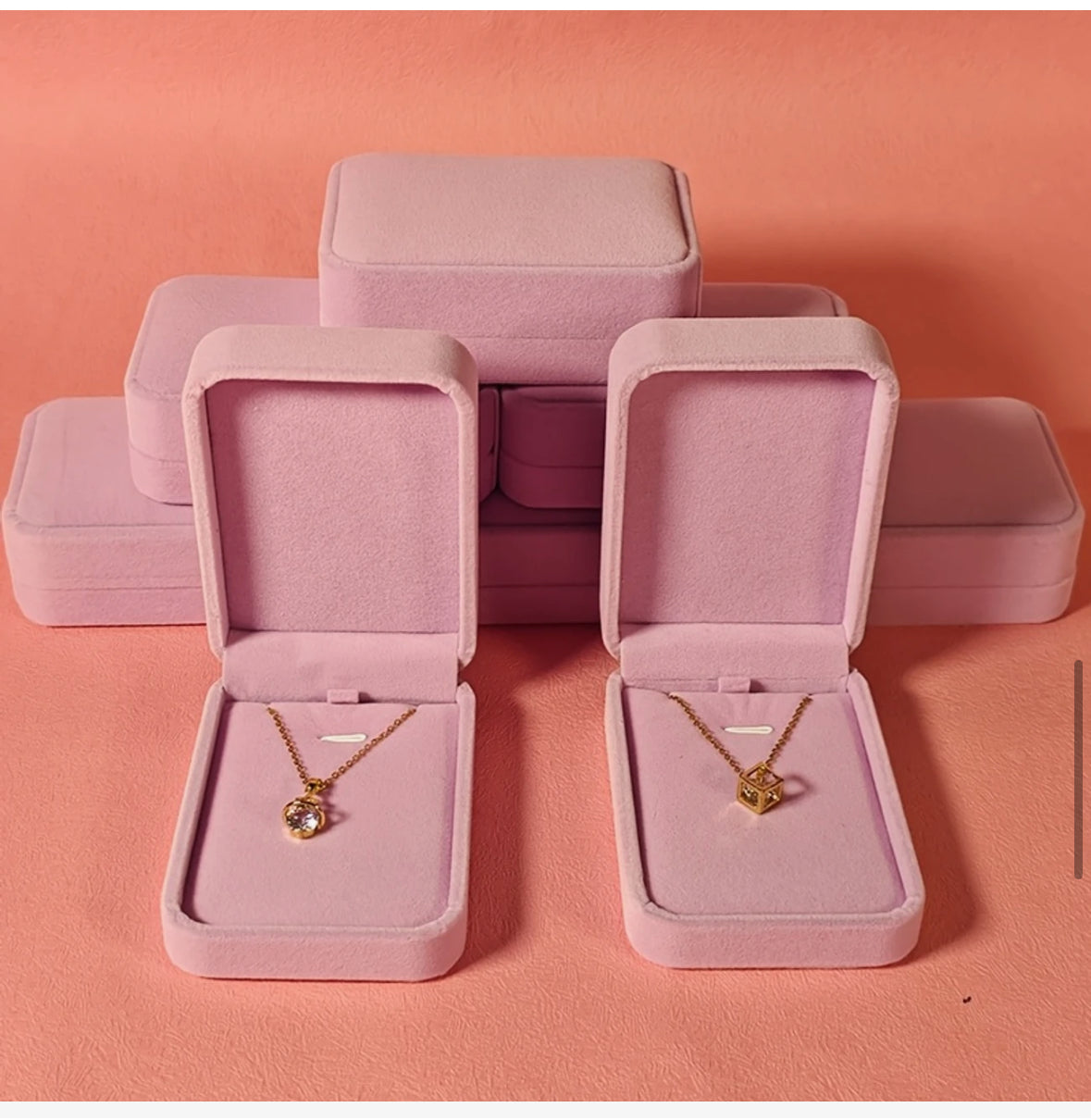 Lüx Kadife Kolye Kutusu