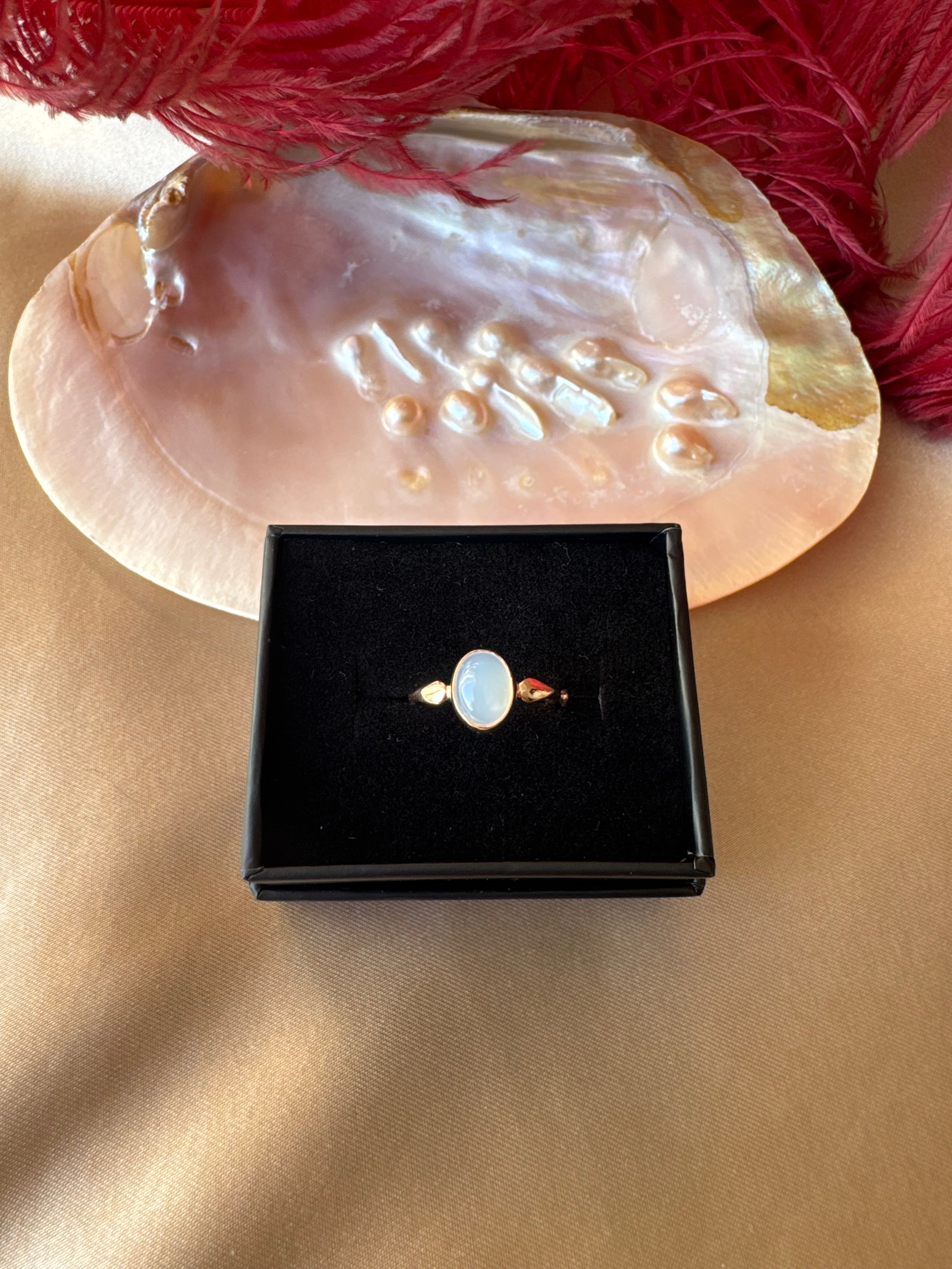 Kalsedon Mary Rose Gold Yüzük