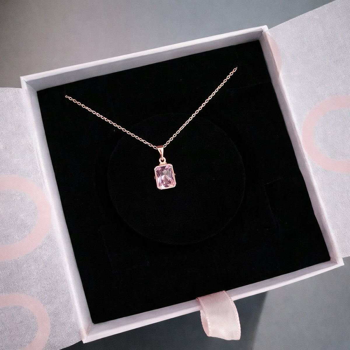 Pembe Kuvars Minimal Dörtgen Rose Gold Kolye
