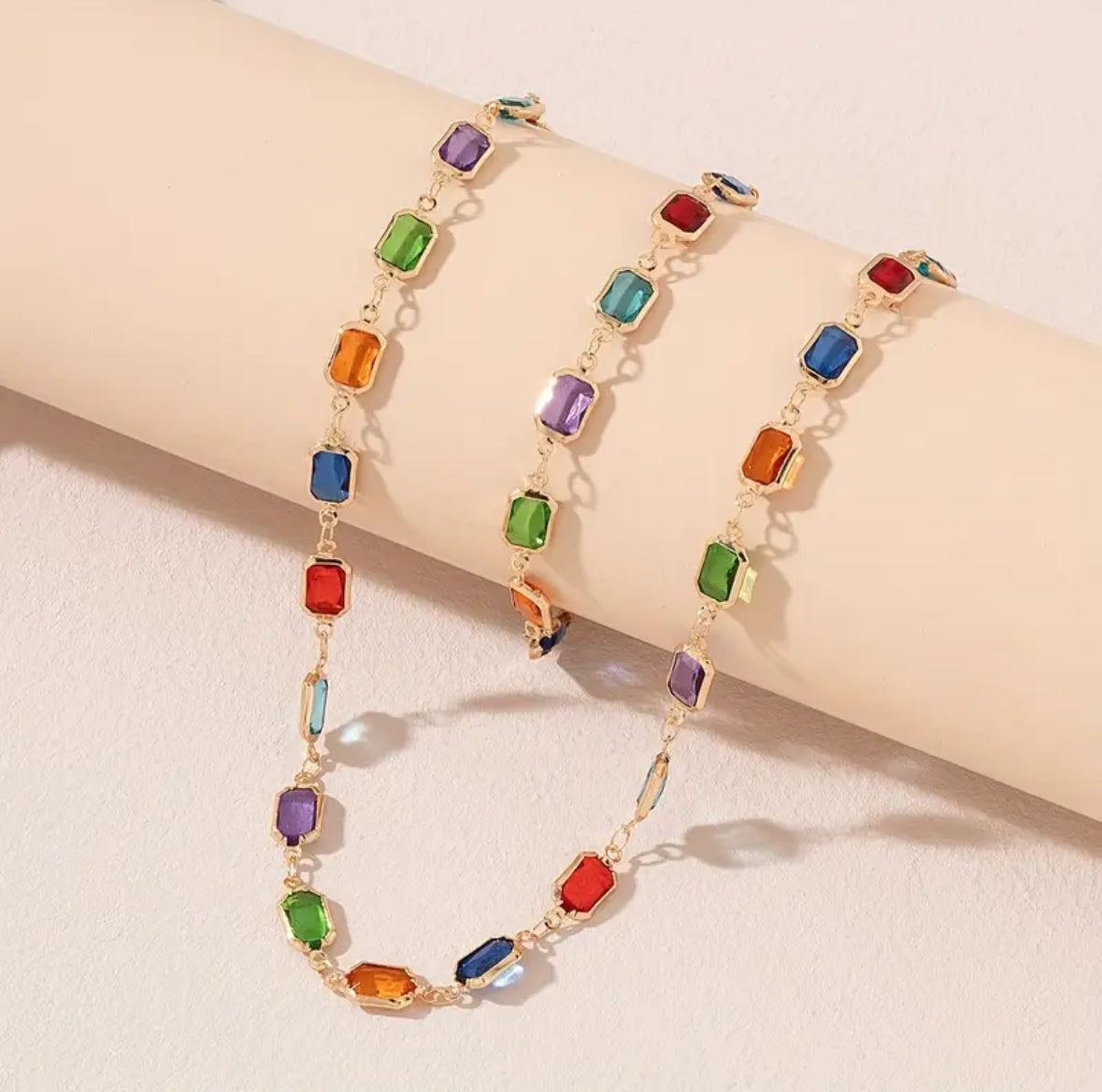 Renkli Taşlı Sassy Gold Renk Set (Kolye & Bileklik)