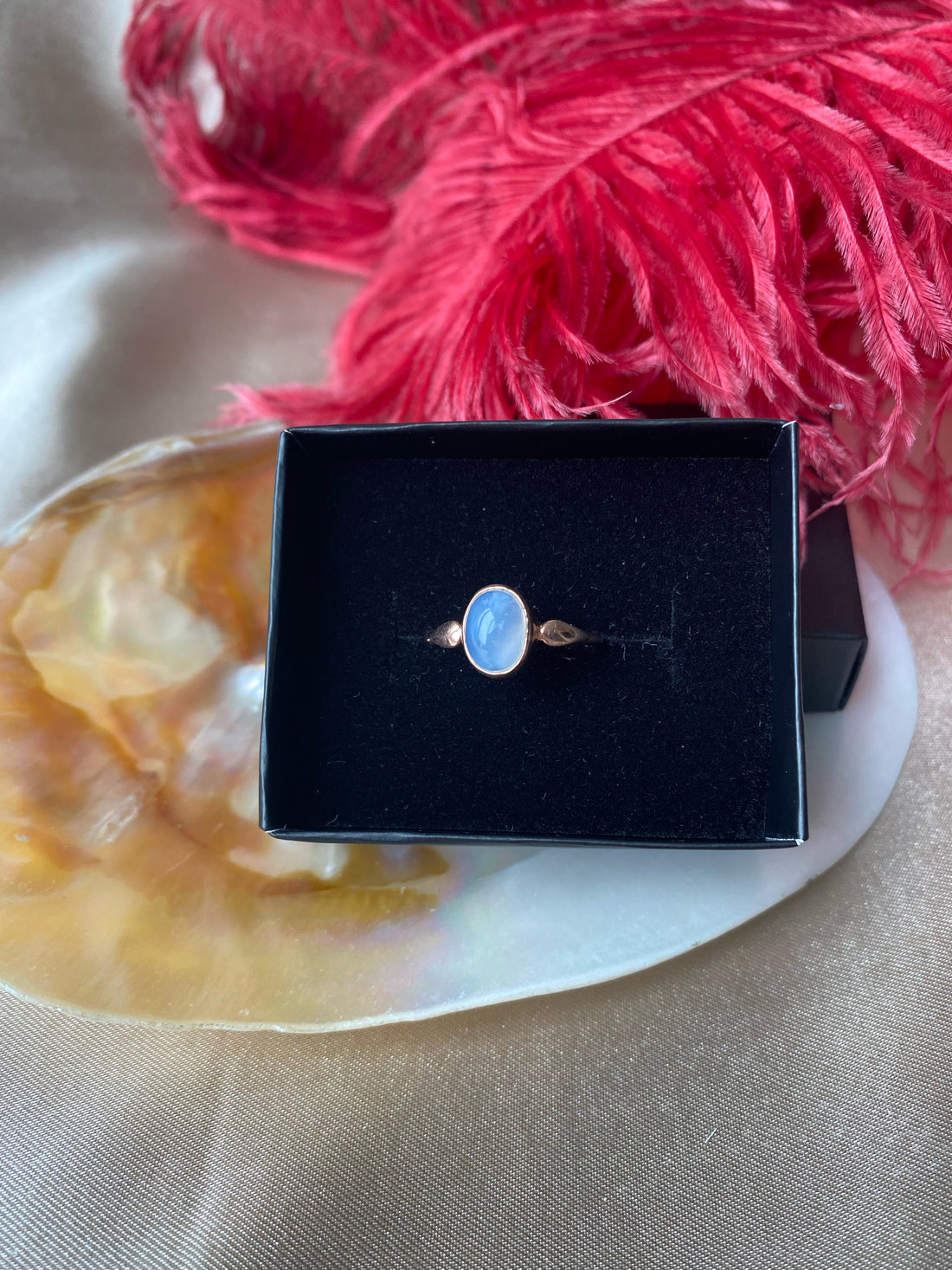 Kalsedon Mary Rose Gold Yüzük