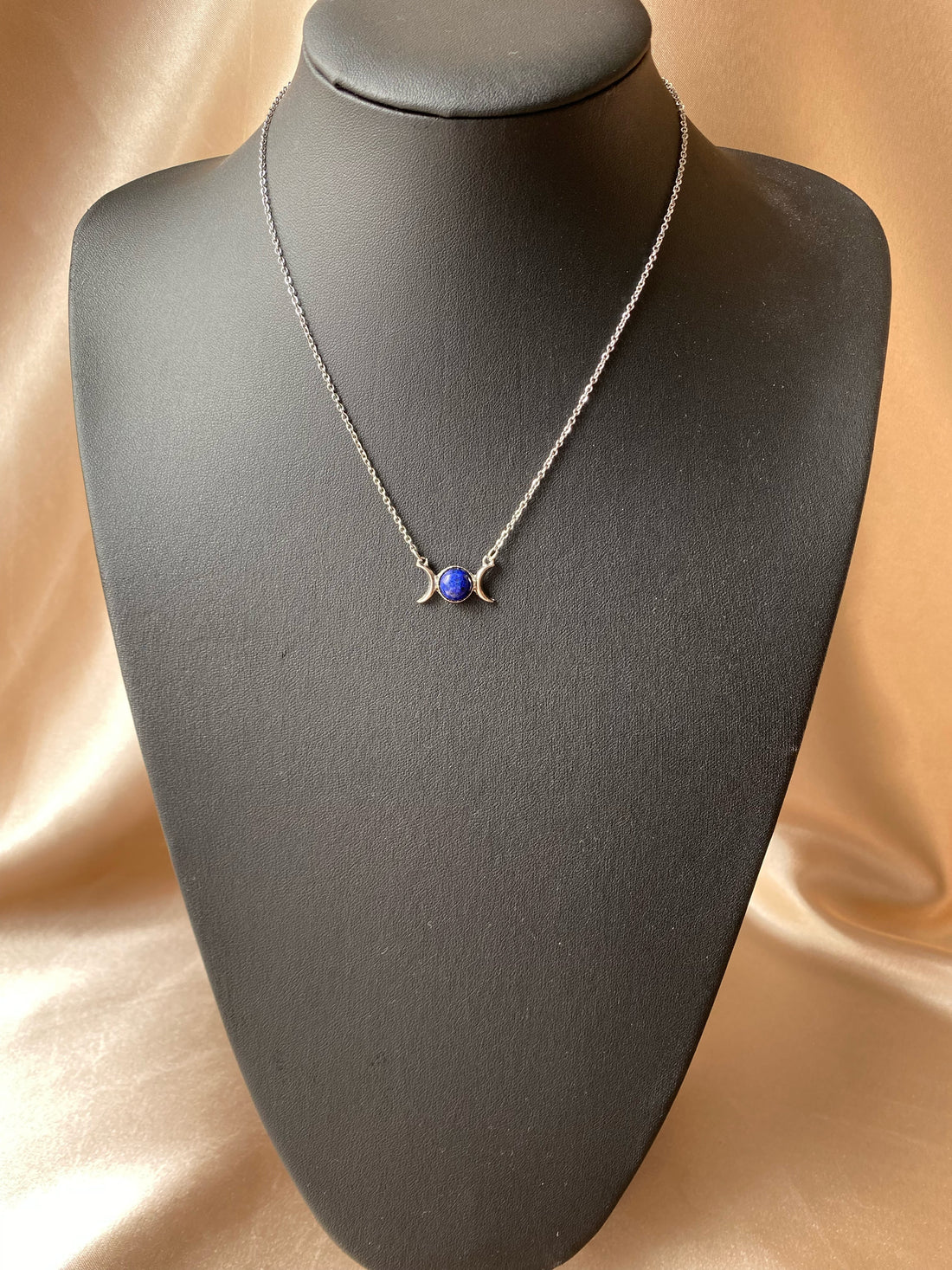 Lapis Lazuli Çift Hilal Kolye