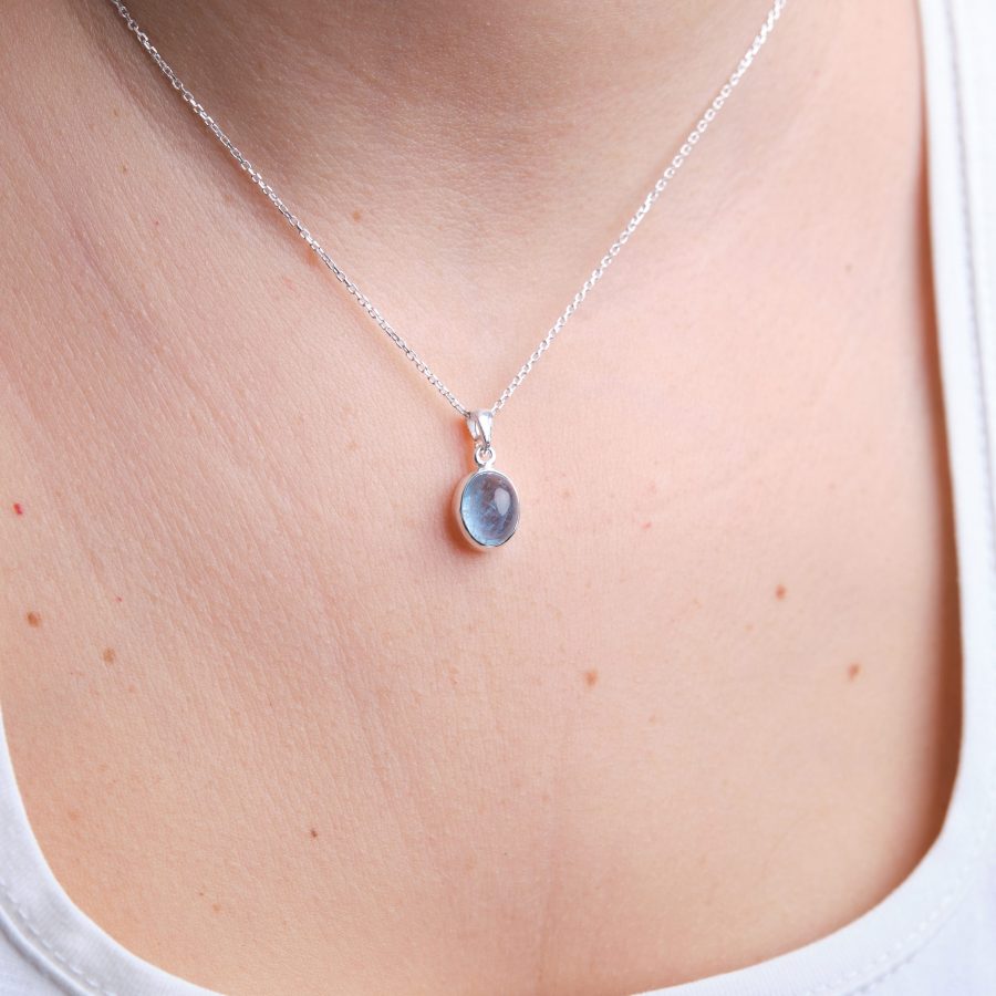Akuamarin Minimal Gümüş Kolye