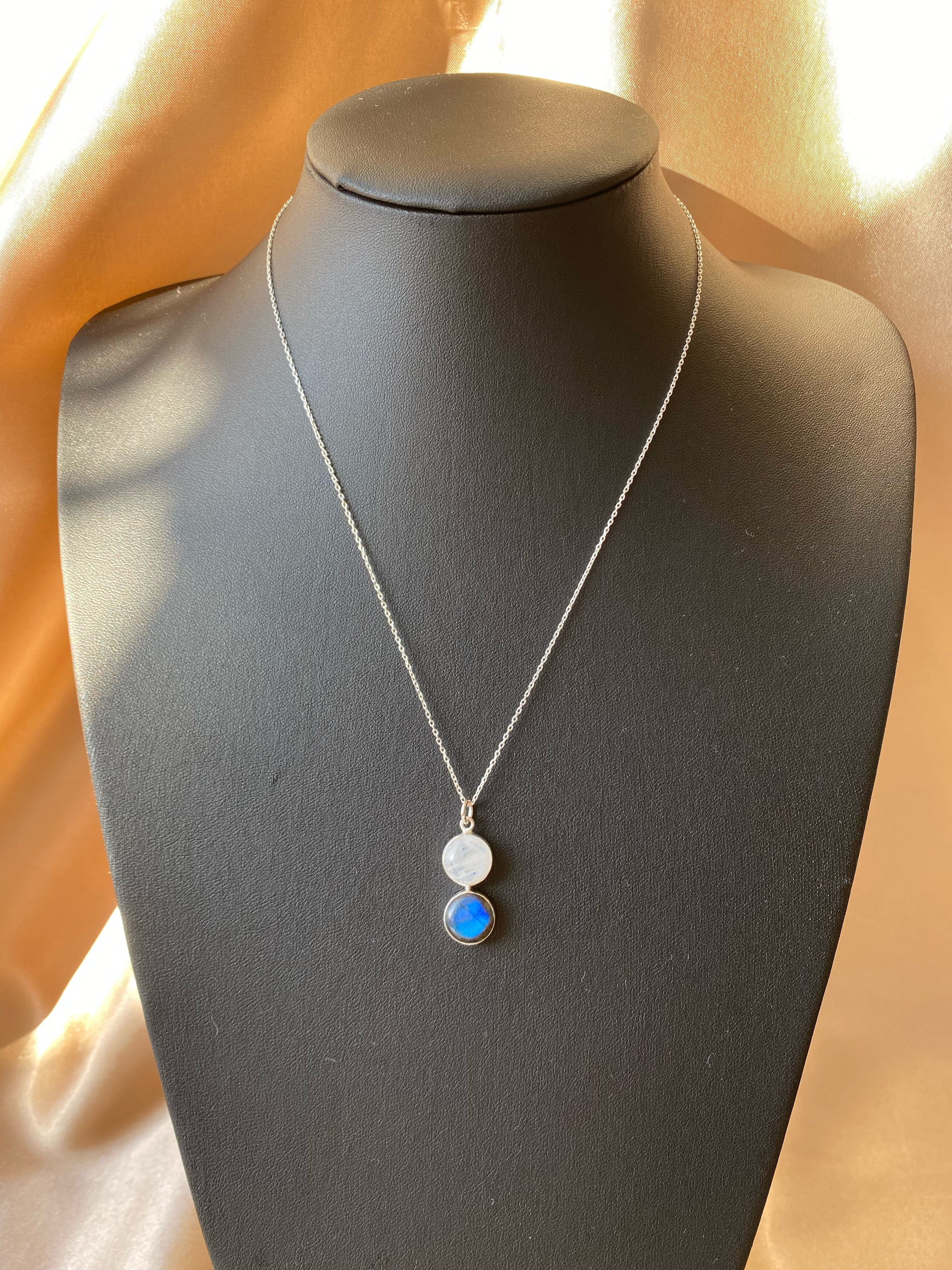 Ay Taşı & Labradorit Twin Flame Gümüş Kolye