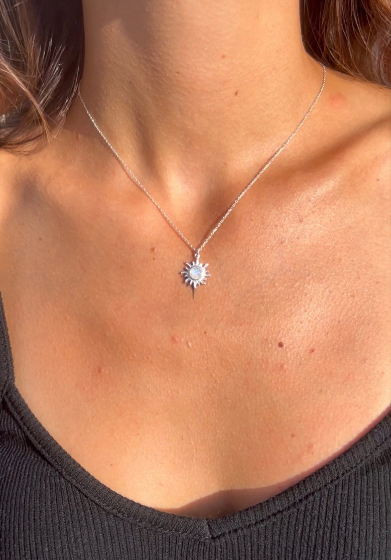 Ay Taşı Minimal Güneş Gümüş Kolye