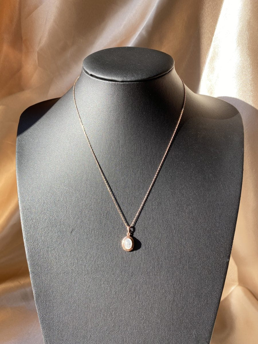 Ay Taşı Minimal Vintage Rose Gold Kolye