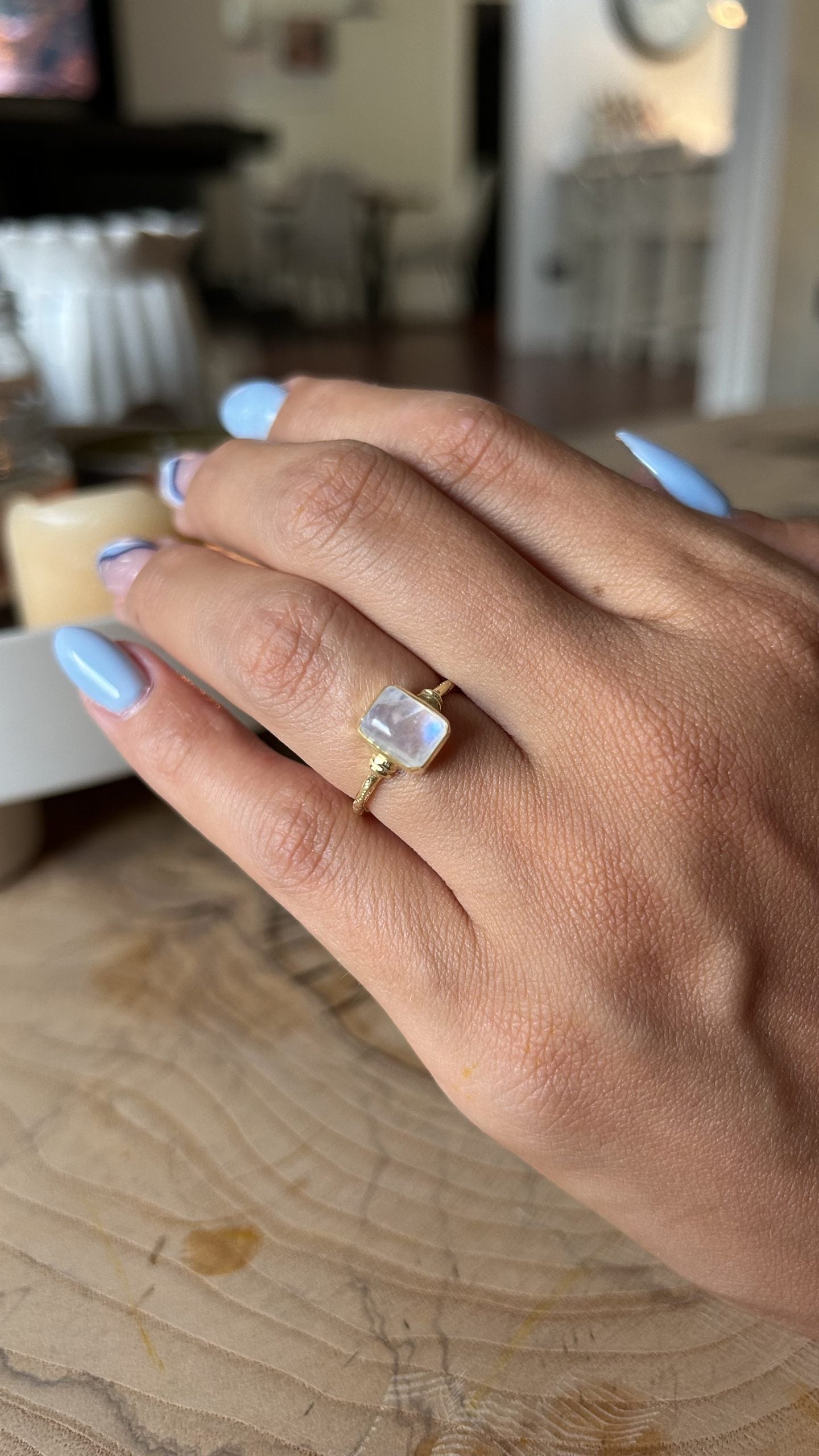 Ay Taşı Dörtgen Gold Yüzük