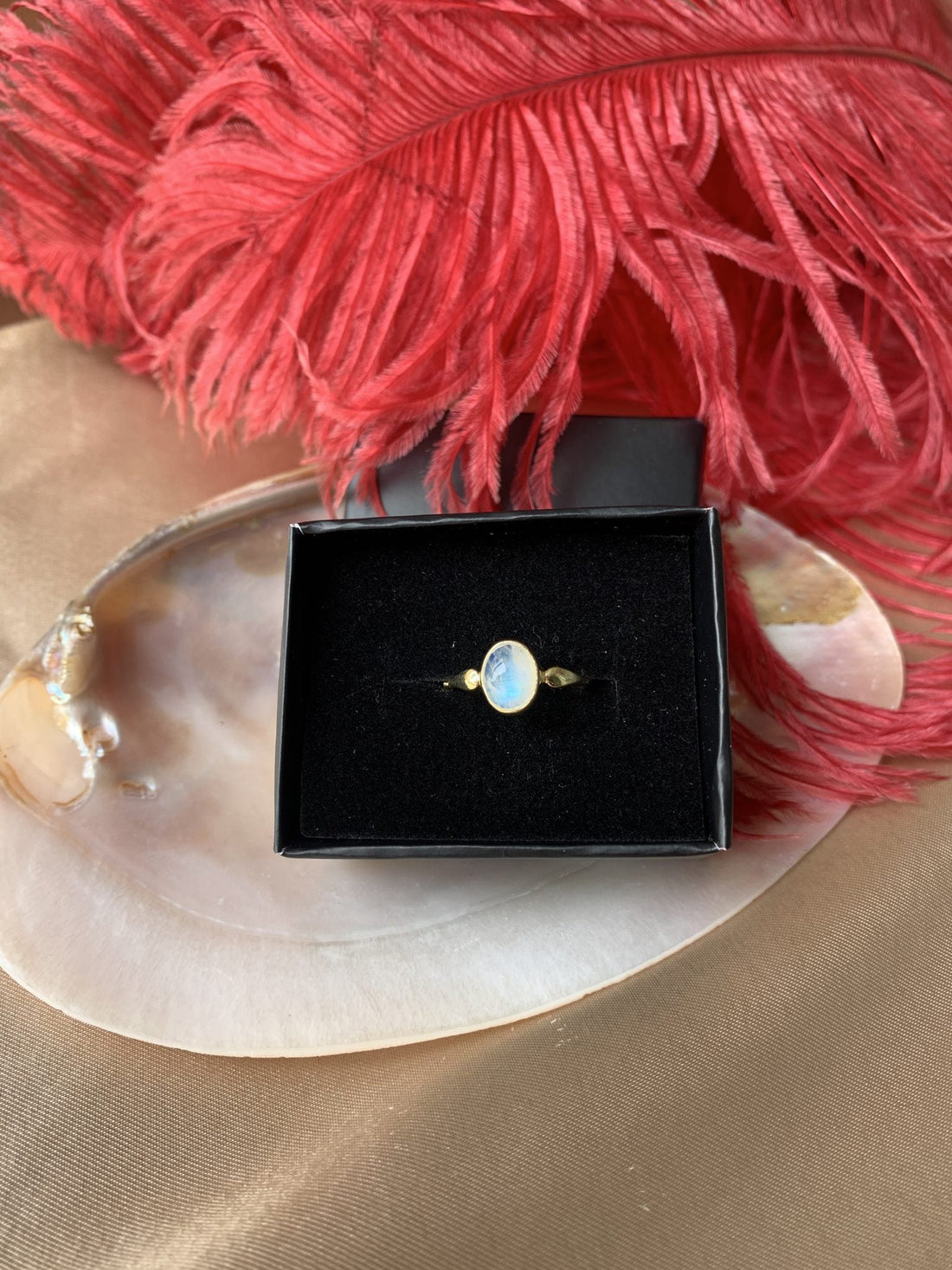 Ay Taşı Mary Gold Yüzük