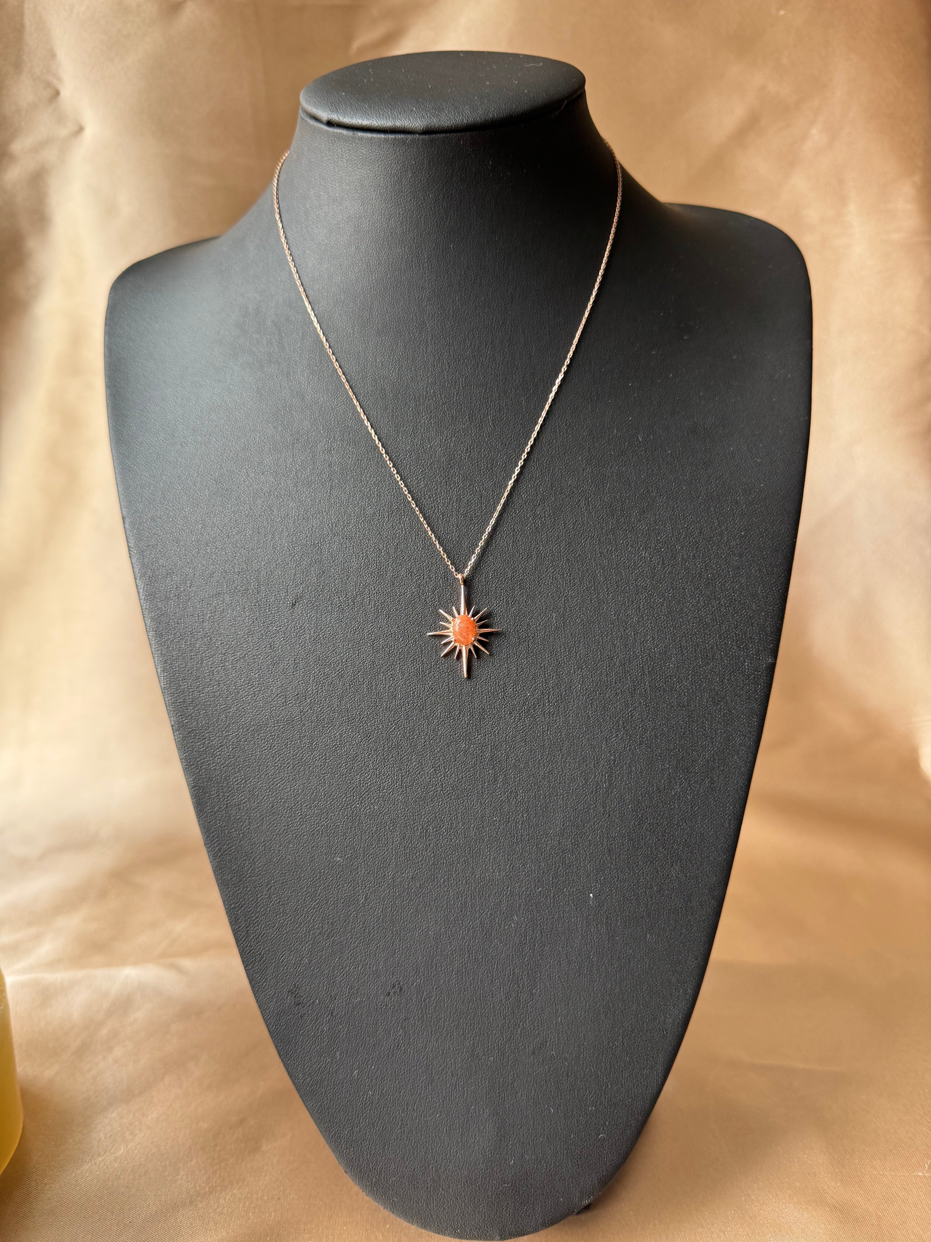 Güneş Taşı Büyük Kuzey Yıldızı Rose Gold Kolye