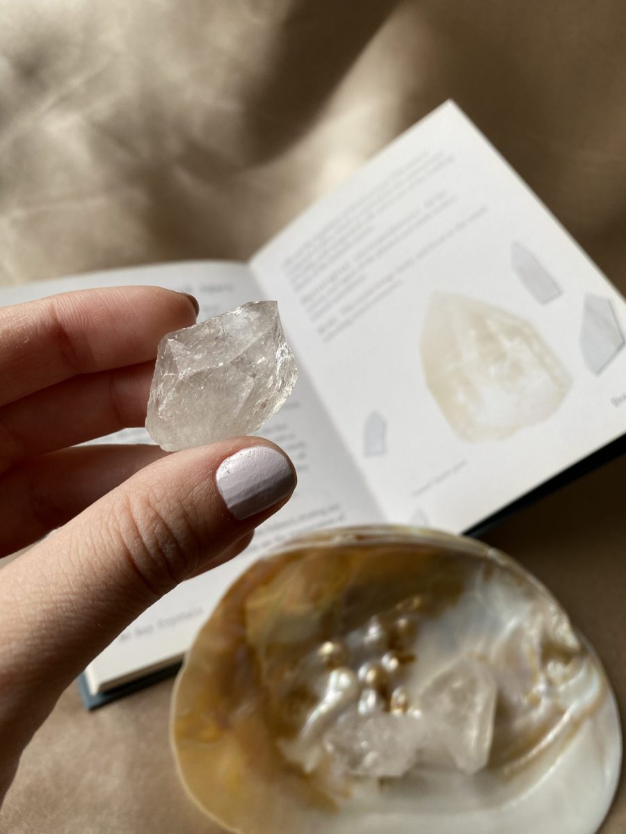 Kristal Kuvars İşlenmemiş Parça