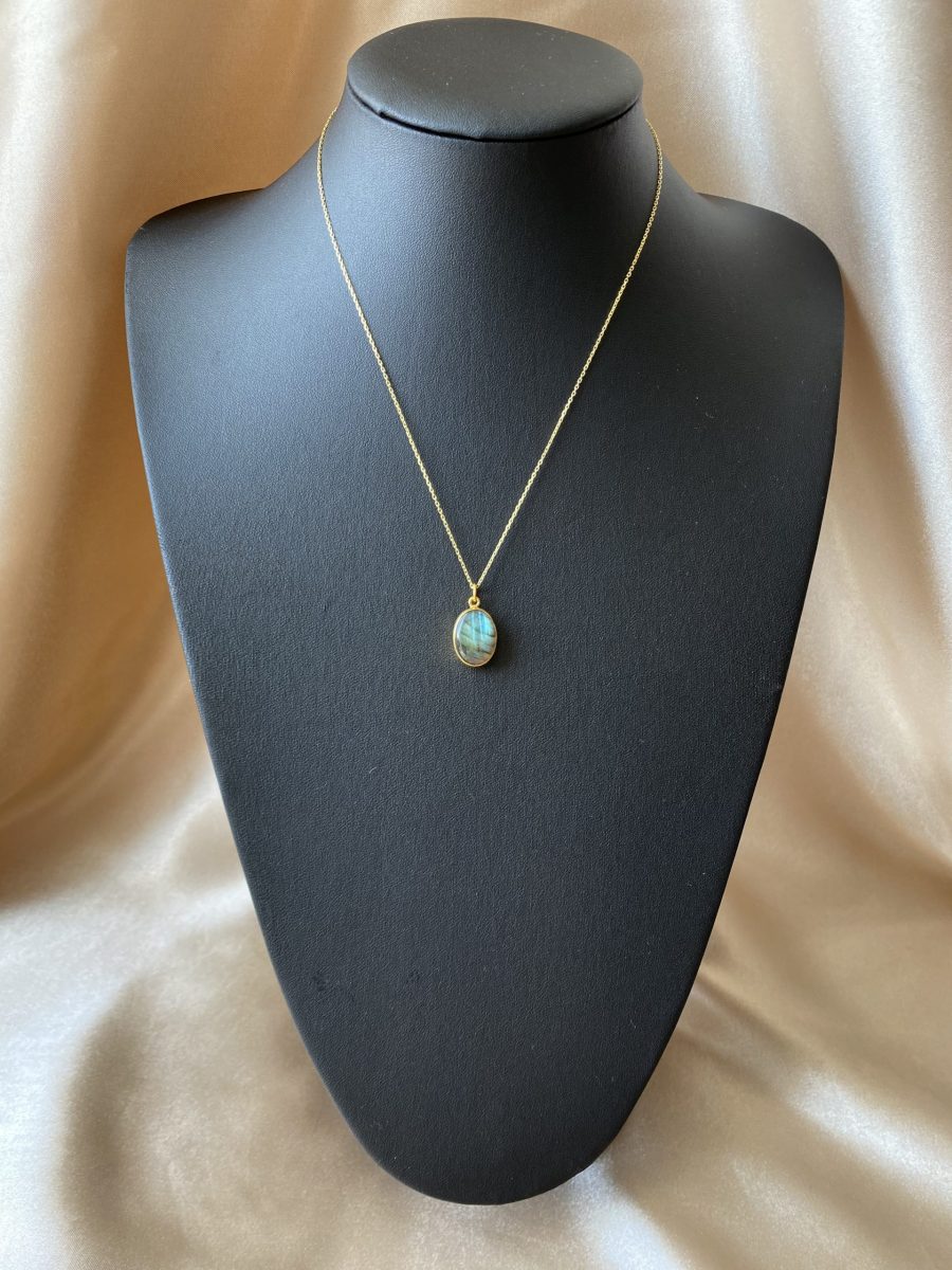 Labradorit Büyük Oval Gold Kolye