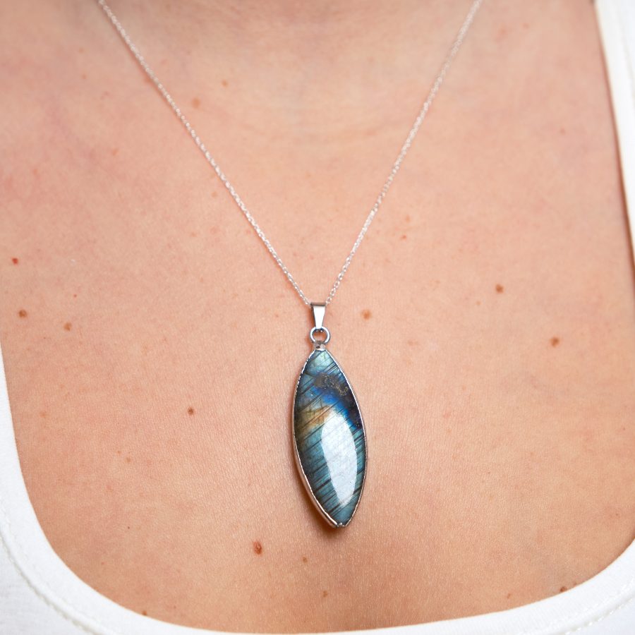 Labradorit Markiz Gümüş Kolye