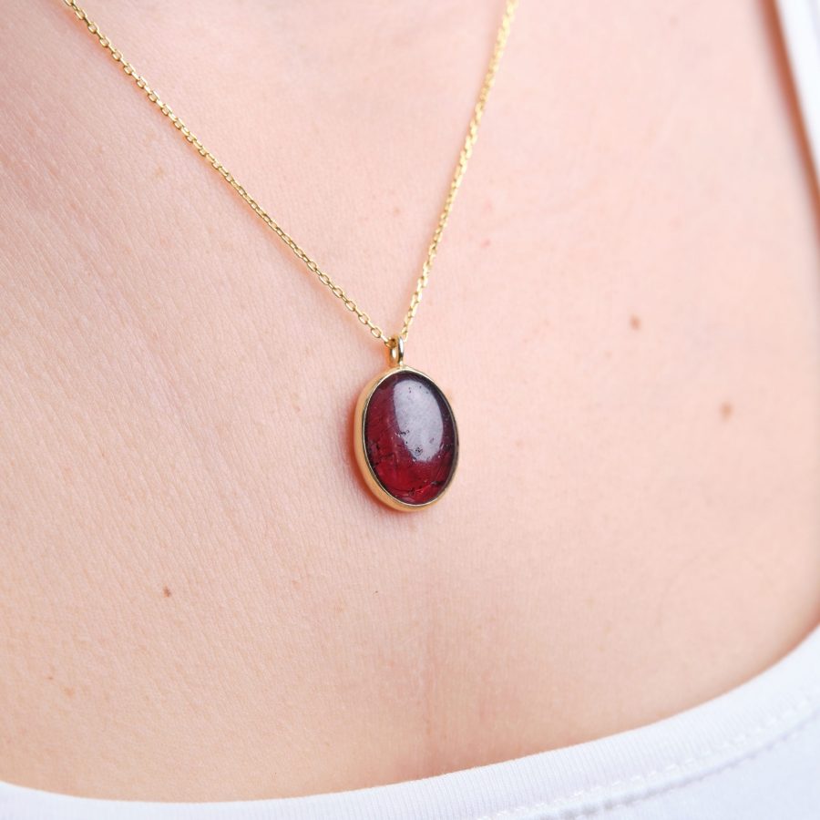 Lal Taşı (Garnet) Oval Gold Kolye