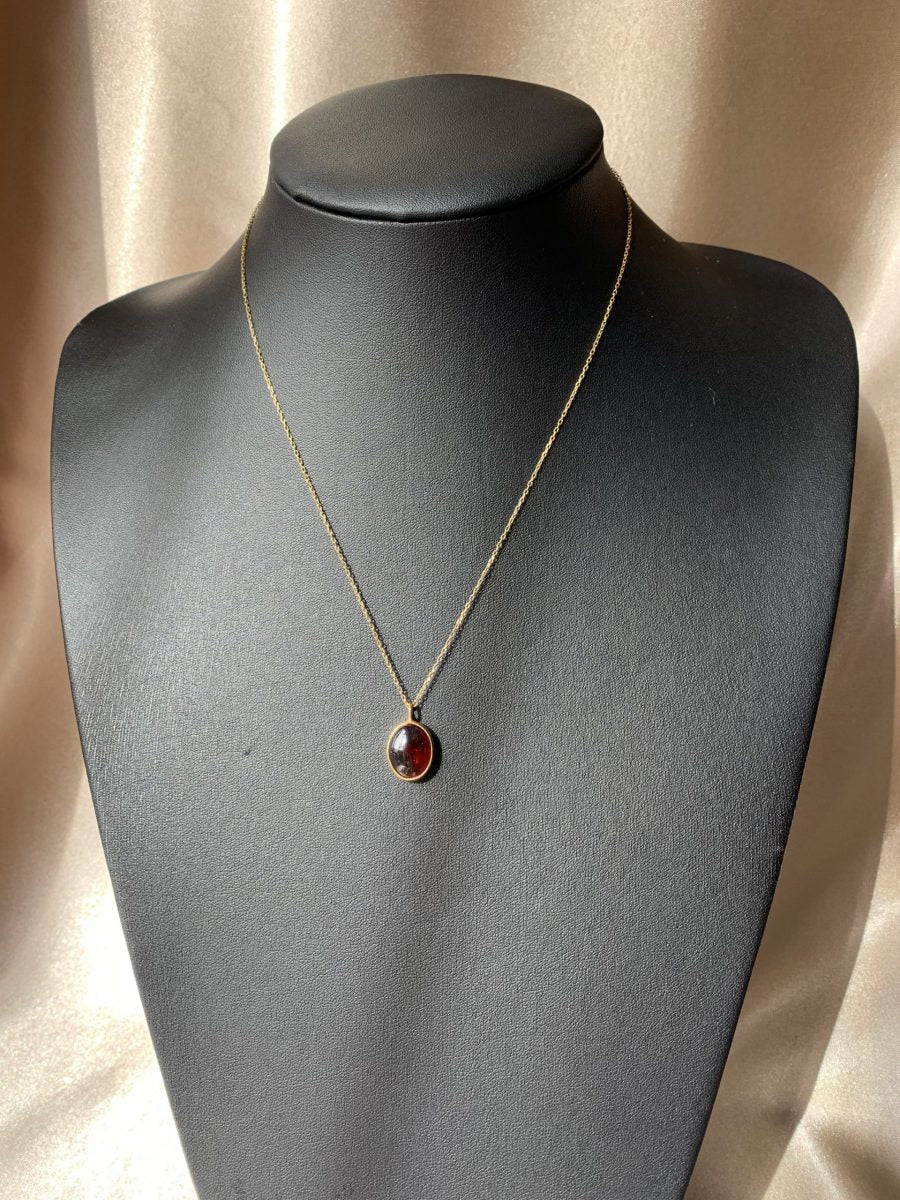 Lal Taşı (Garnet) Oval Gold Kolye