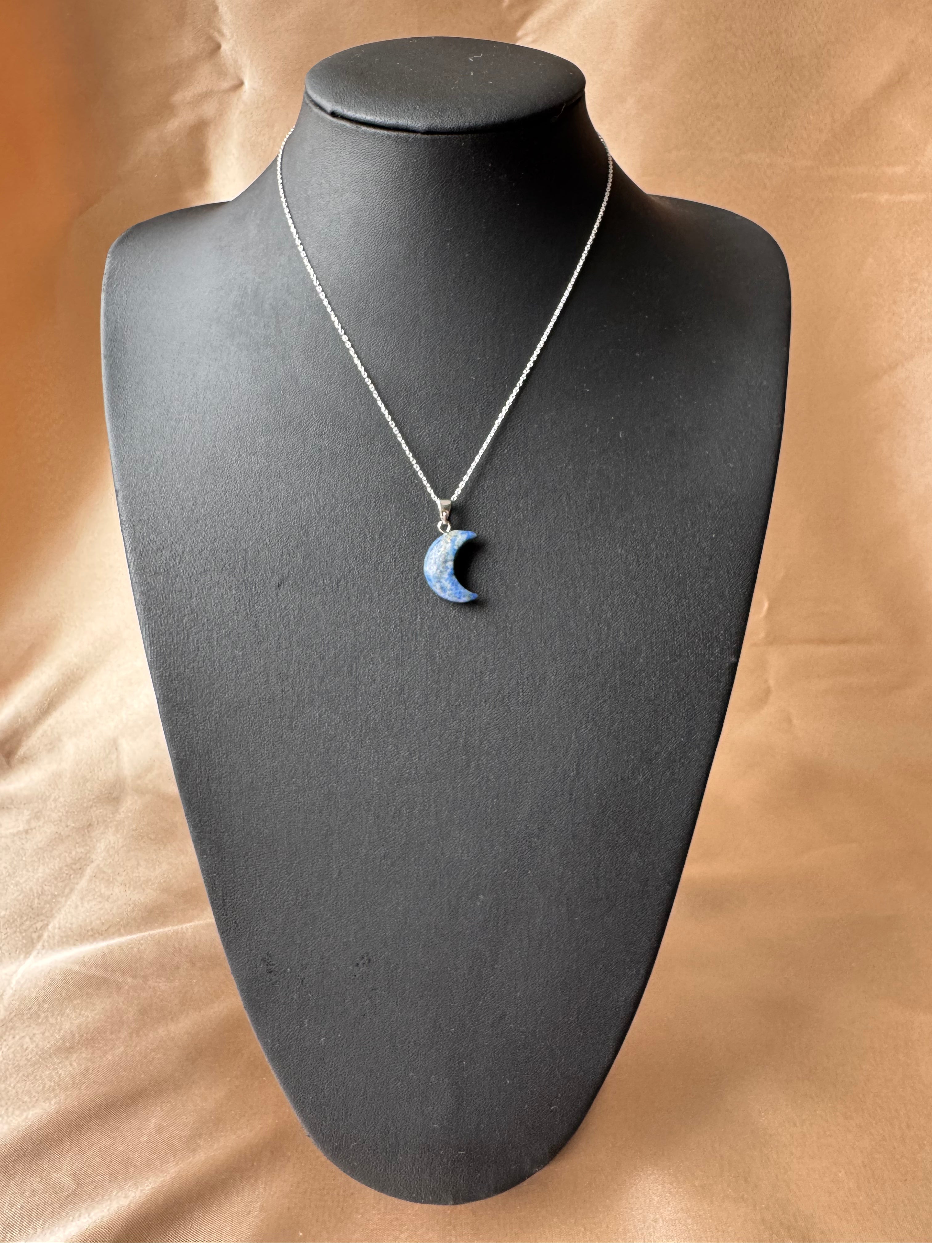 Lapis Lazuli Luna Kolye