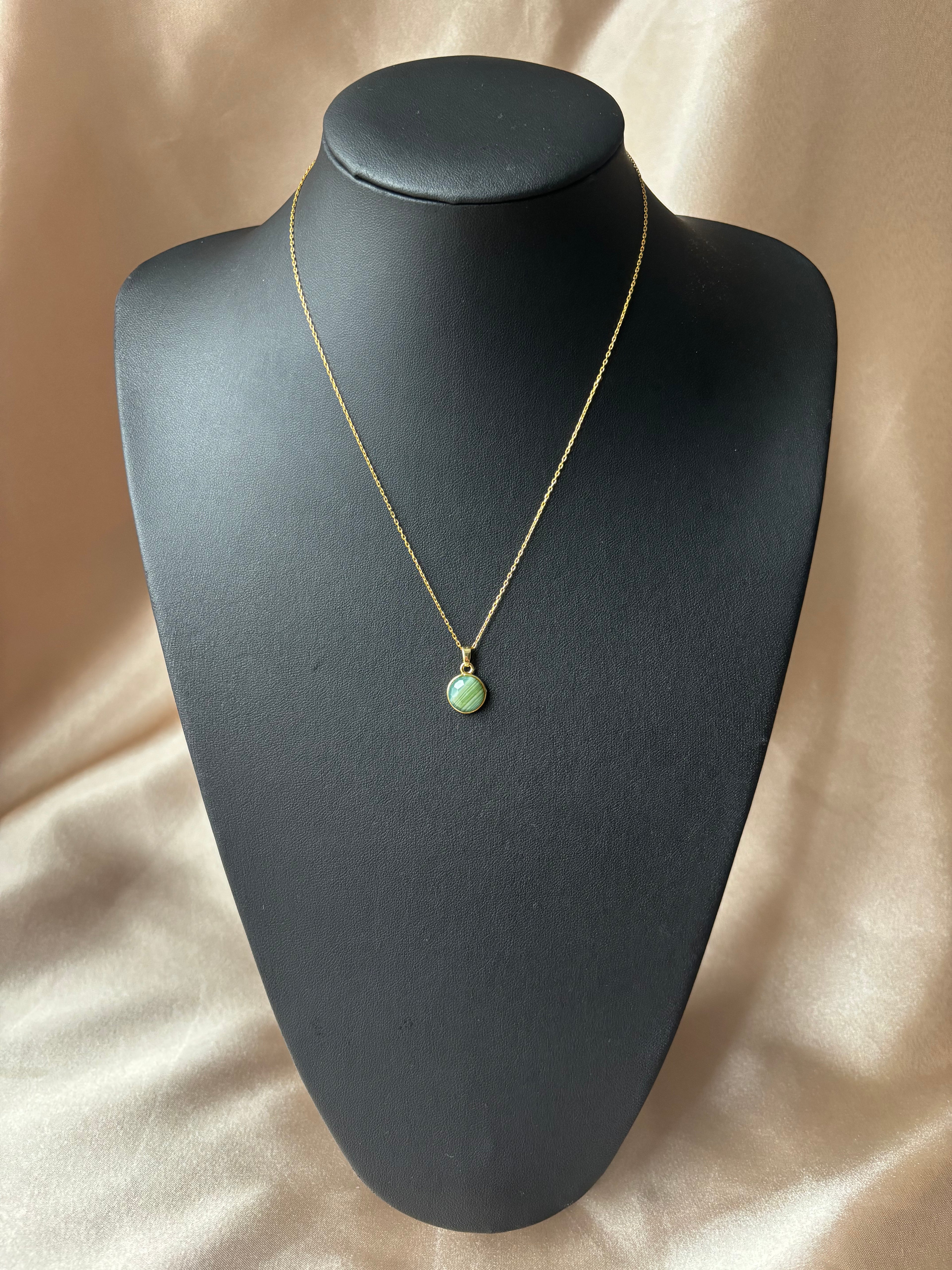 Malahit Basic Round Gold Kolye