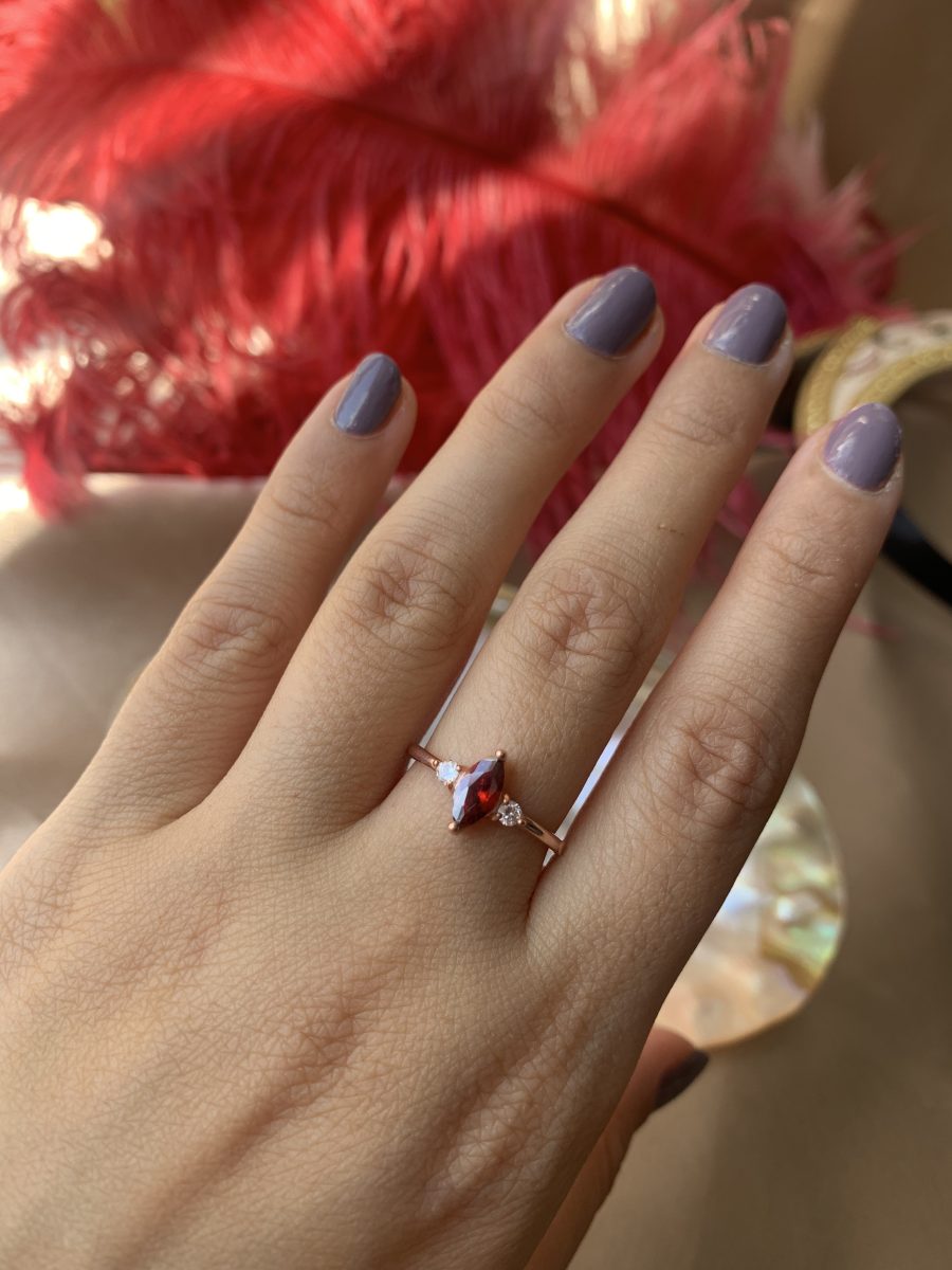 Lal Taşı (Garnet) Markiz Prenses Rose Gold Yüzük