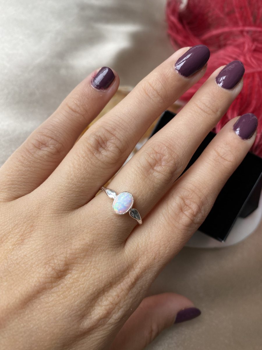 Opal Mary Gümüş Yüzük