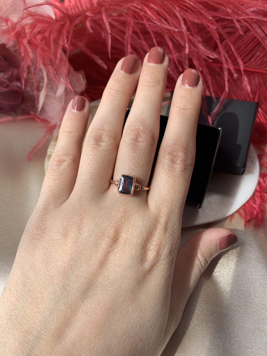 Mistik Topaz Dörtgen Rose Gold Yüzük