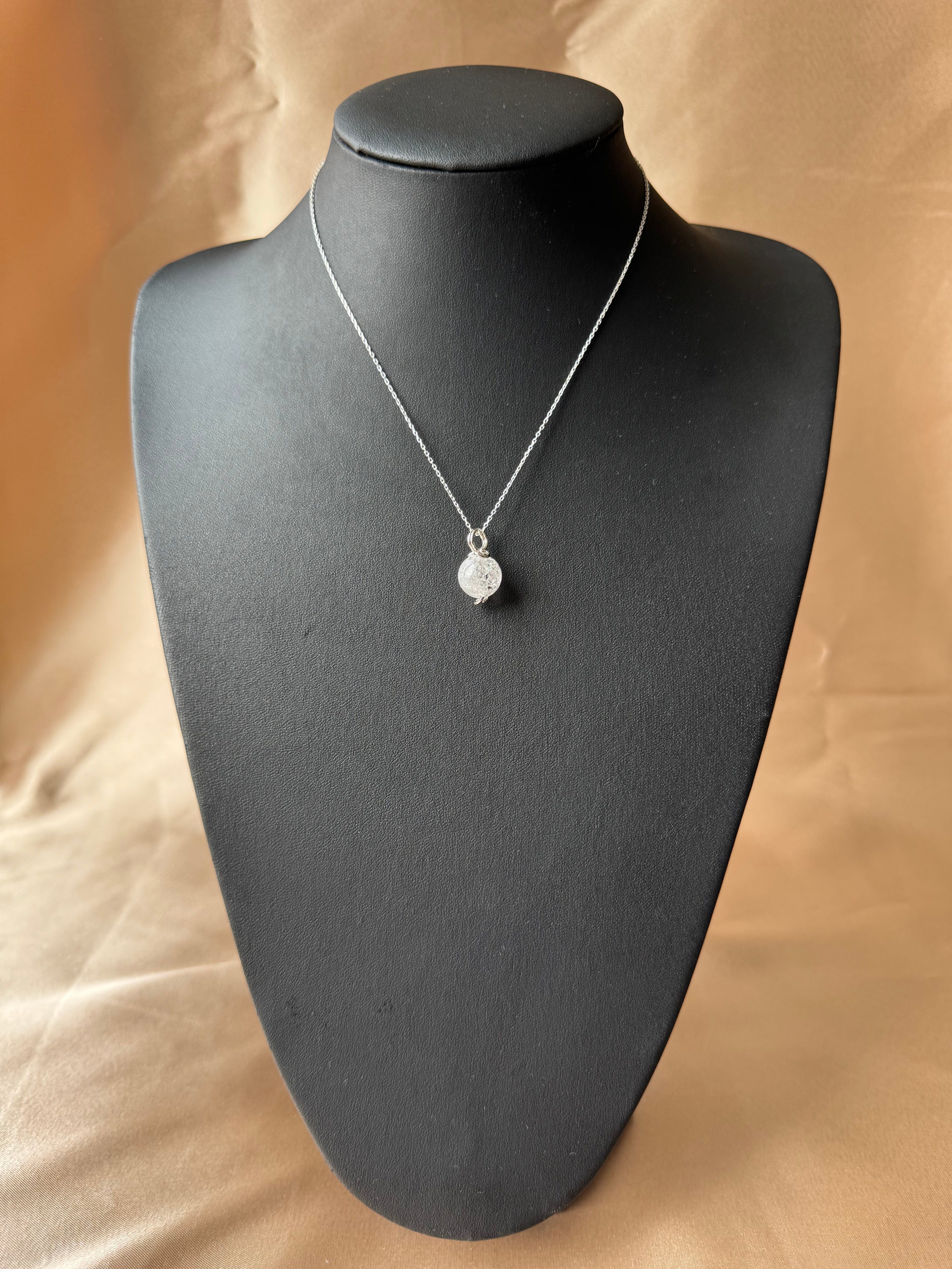 Necef Yuvarlak Cutie Kolye