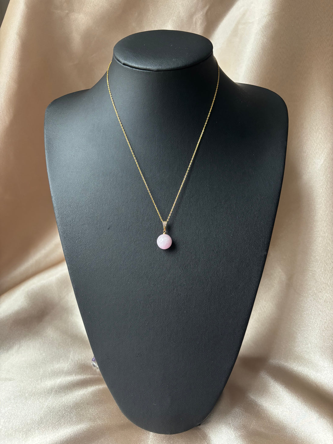 Kunzit Ball Gold Kolye