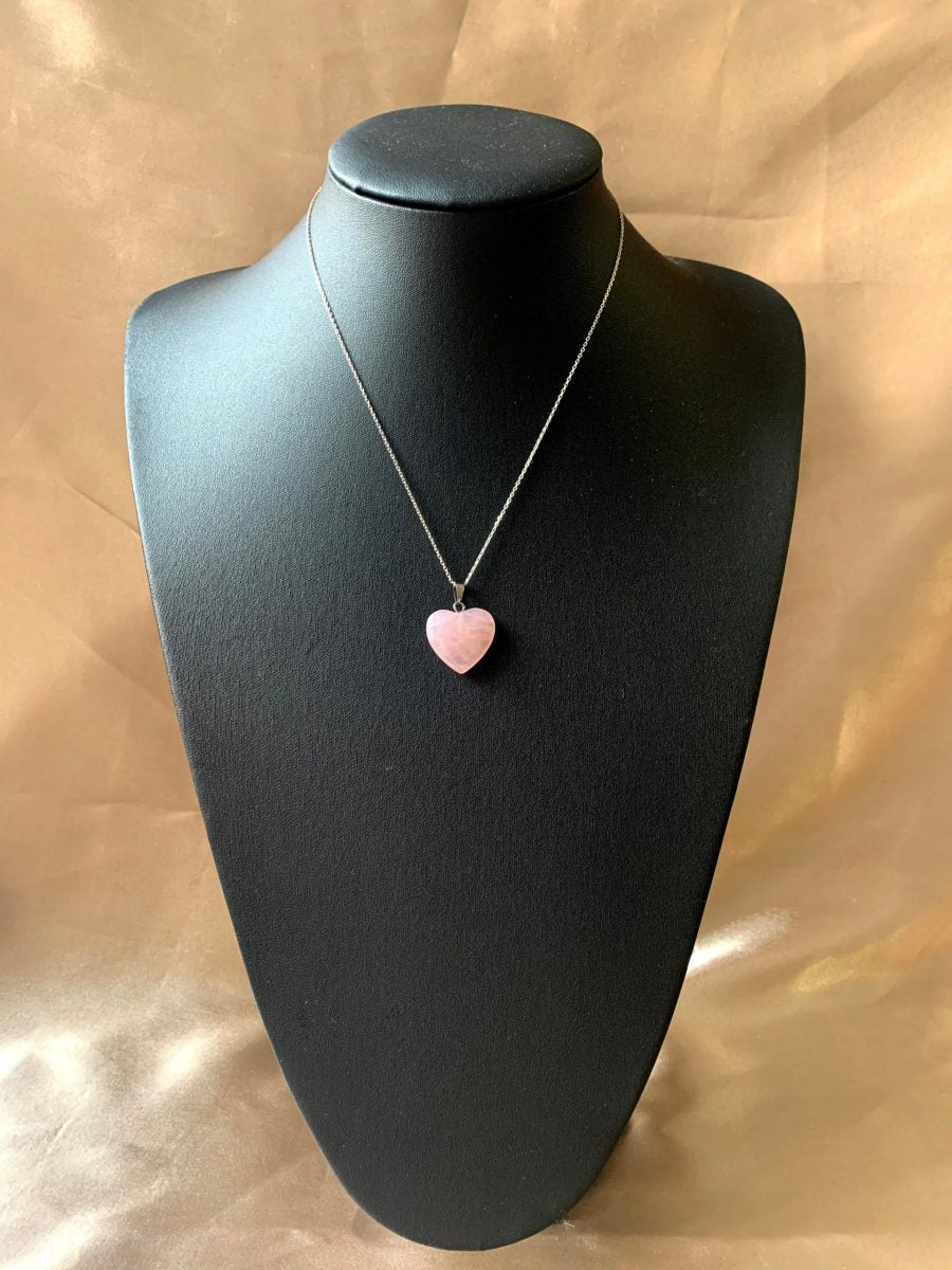 Pembe Kuvars Minimal Kalp Kolye