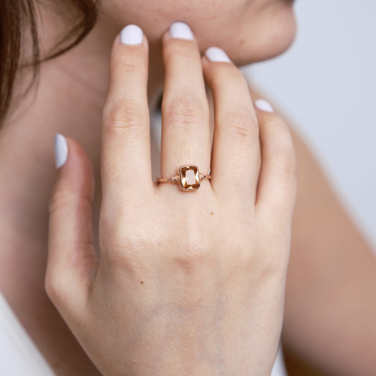 Zultanit Dörtgen Rose Gold Yüzük