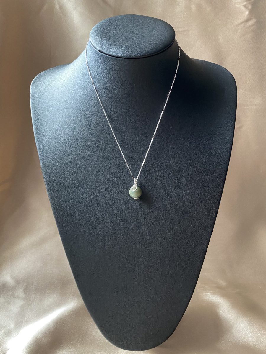 Yeşim Taşı Yuvarlak Cutie Kolye