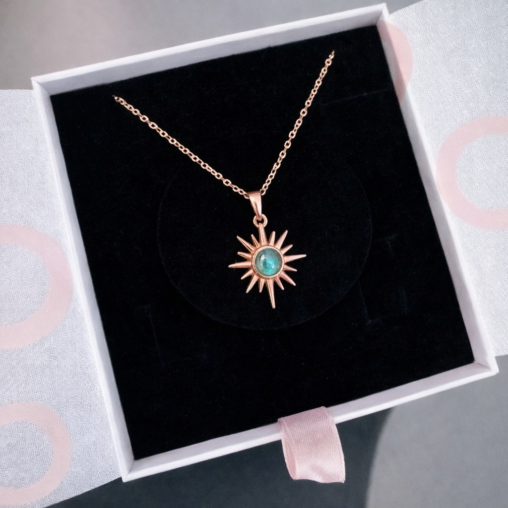 Labradorit Kuzey Yıldızı Rose Gold Kolye