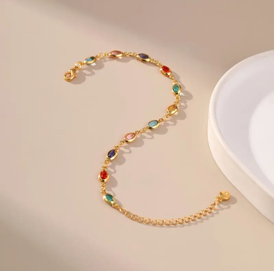 Renkli Taşlı Classy Gold Renk Bileklik