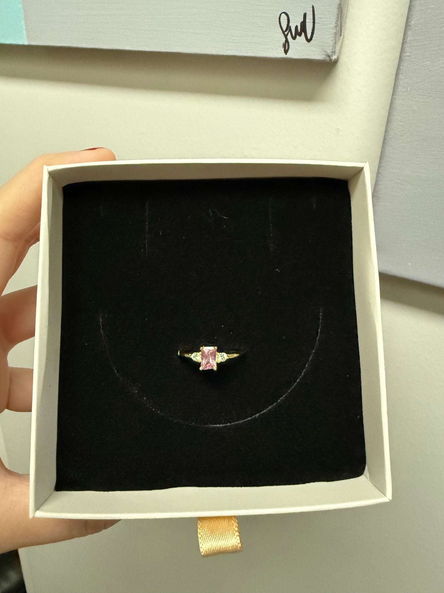 Pembe Kuvars Dikdörtgen Prenses Gold Yüzük