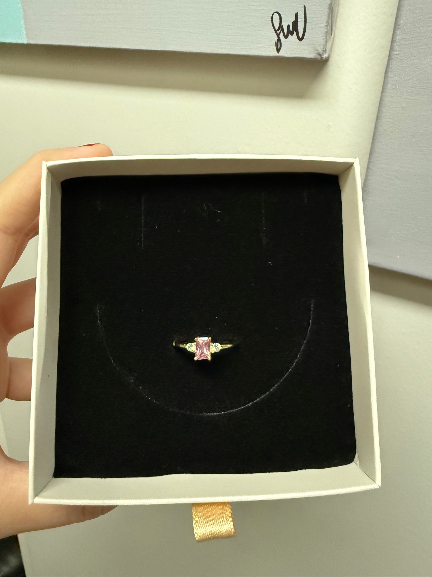 Pembe Kuvars Dikdörtgen Prenses Gold Yüzük