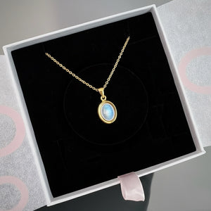 Ay Taşı Minimal Vintage Gold Kolye