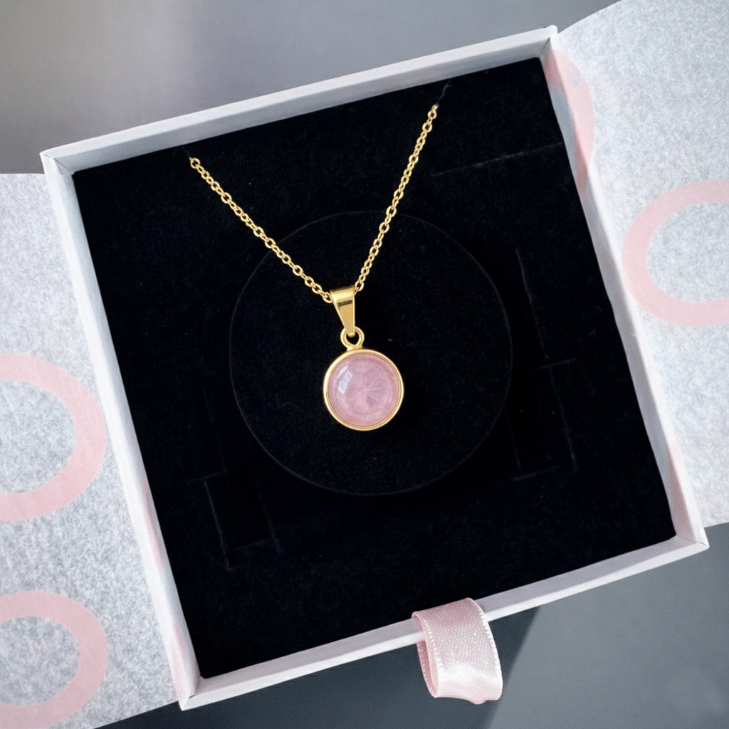Pembe Kuvars Yuvarlak Gold Kolye