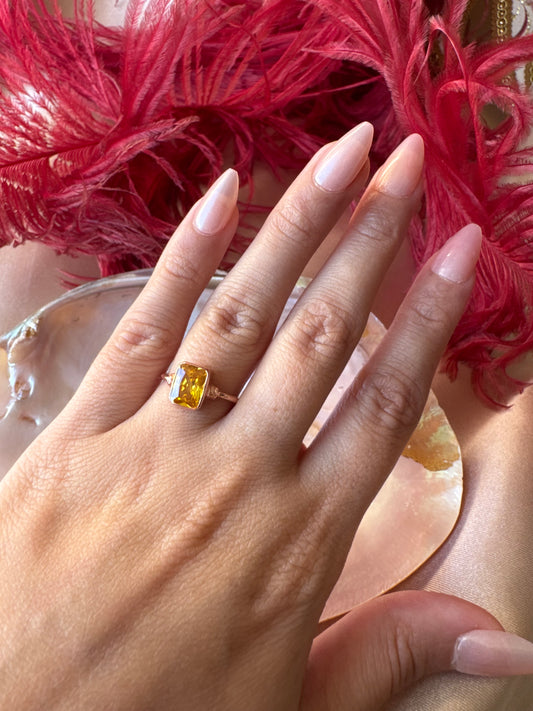 Sitrin Dörtgen Rose Gold Yüzük