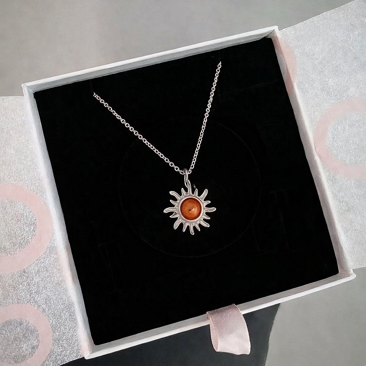 Güneş Taşı Minimal Güneş Gümüş Kolye