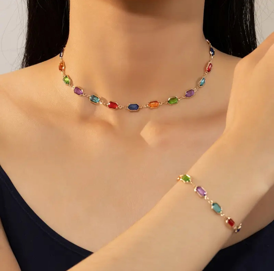 Renkli Taşlı Sassy Gold Renk Set (Kolye & Bileklik)