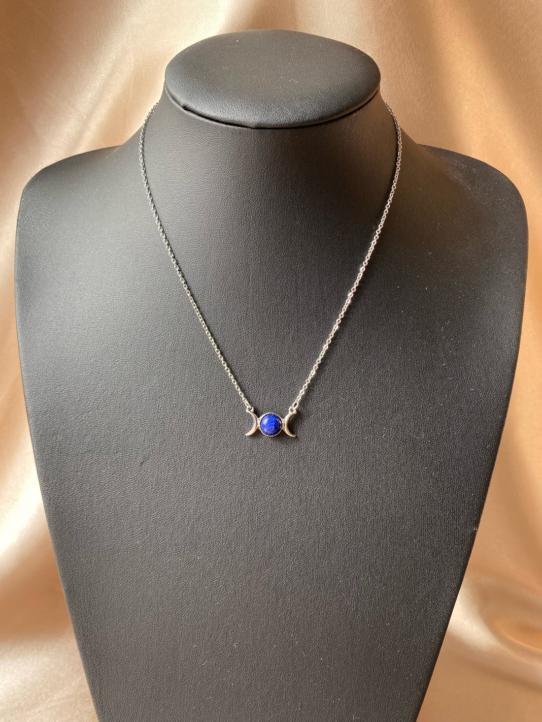 Lapis Lazuli Çift Hilal Kolye