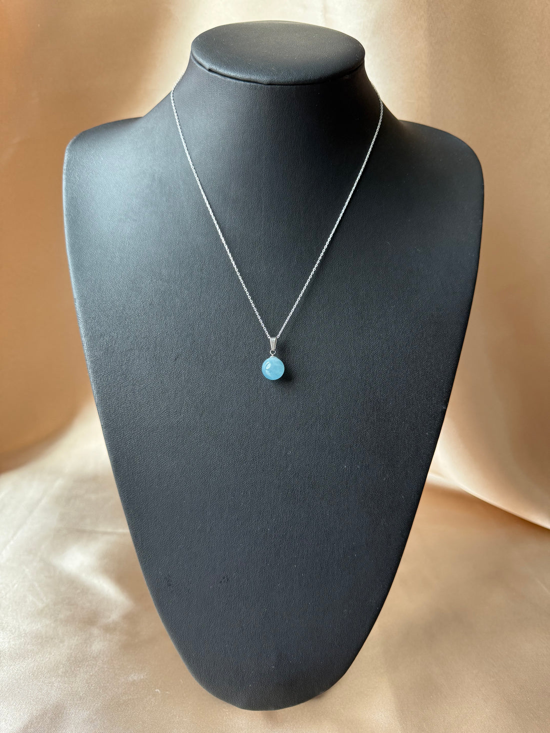 Akuamarin Ball Kolye