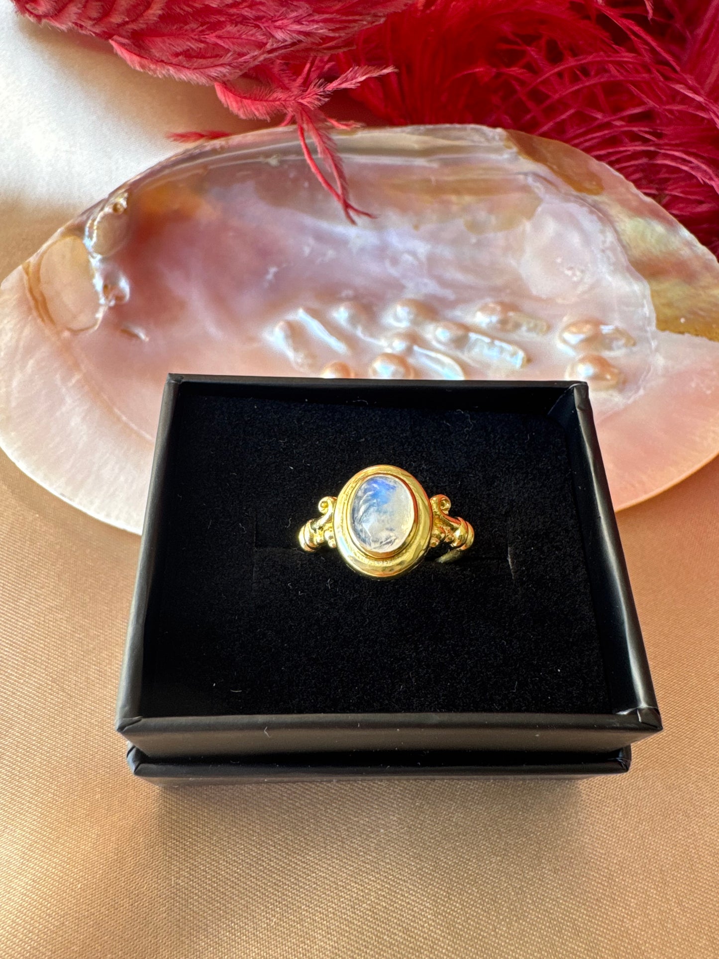 Ay Taşı Vintage Gold Yüzük
