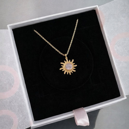 Pembe Kuvars Minimal Güneş Gold Kolye