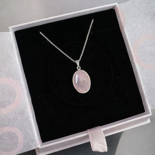 Pembe Kuvars Büyük Oval Gümüş Kolye