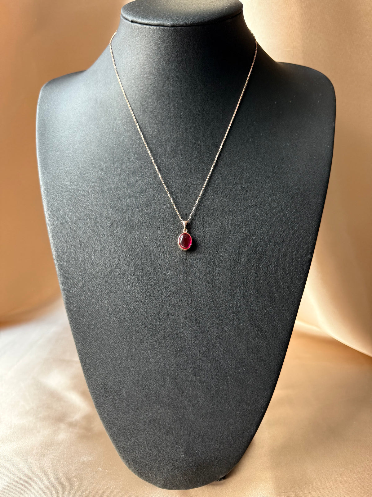 Yakut Minimal Rose Gold Kolye