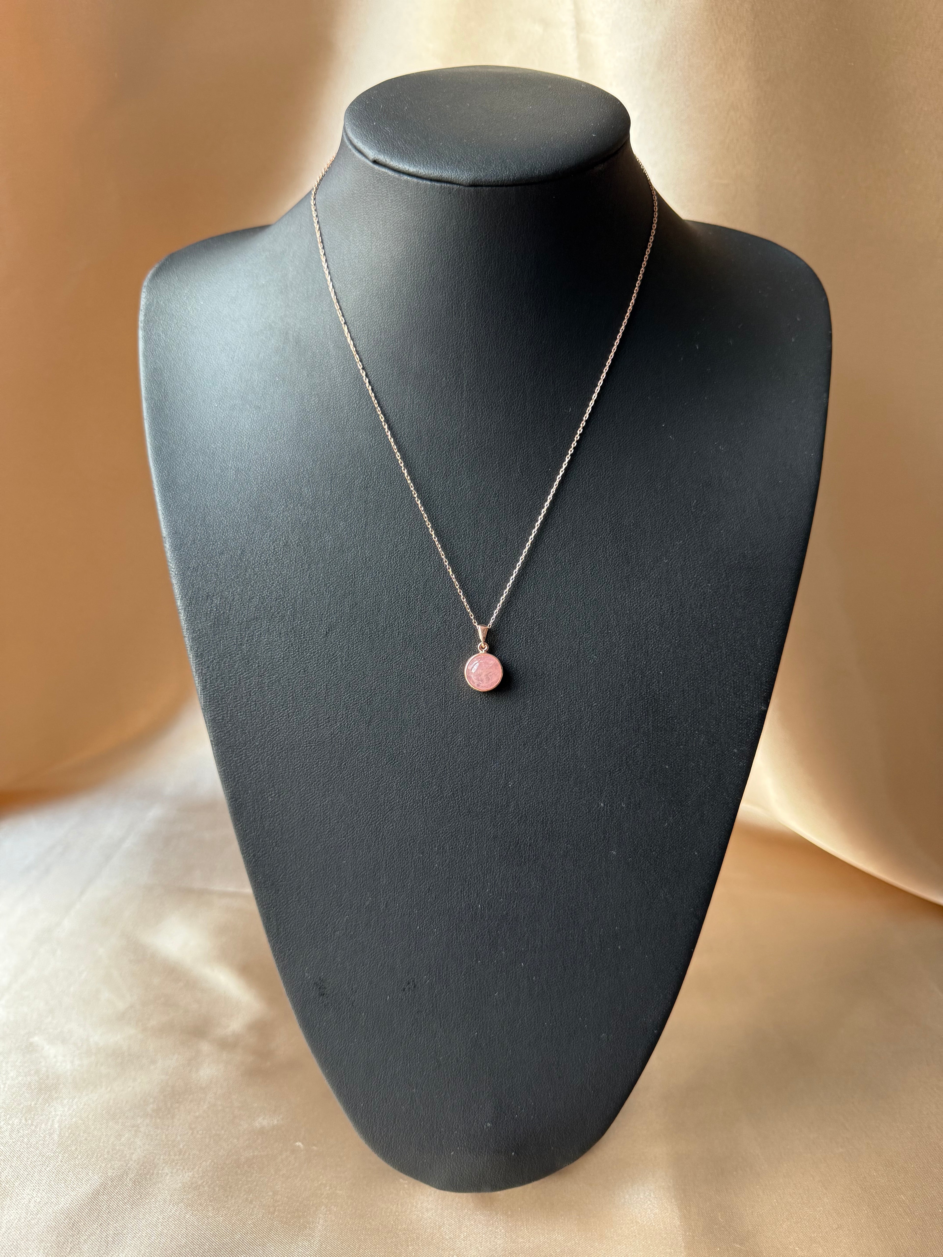 Pembe Kuvars Yuvarlak Rose Gold Kolye