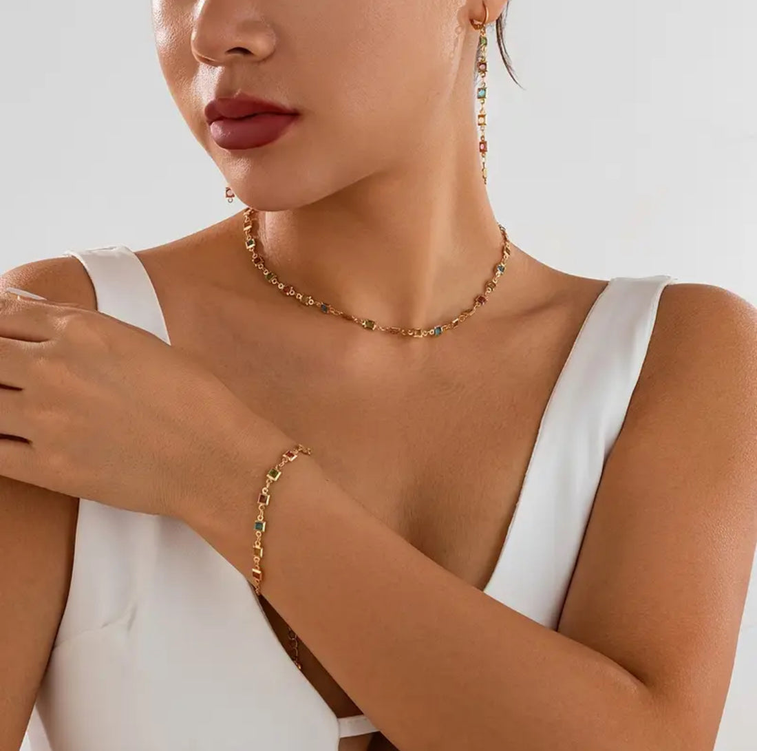 Renkli Taşlı Gold Renk Set (Kolye & Bileklik & Küpe)