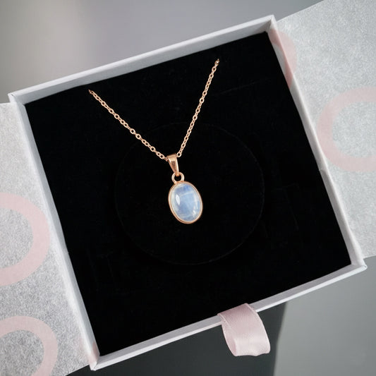 Ay Taşı Minimal Rose Gold Kolye